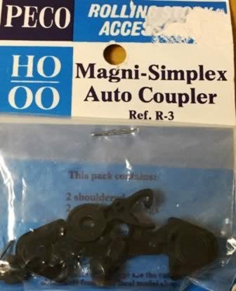 Peco: OO Gauge: Rolling Stock Accessories: Magni-Simplex Auto Coupler