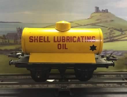 Hornby: O Gauge: Tinplate: No.1 Tank Wagon 'Shell Lubricating Oil'