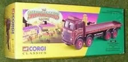 Corgi Classics The Showman's Range Leyland 8 Wheel Rigid Truck Set