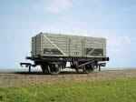 Bachmann: OO Gauge: 7 Plank End Door Wagon BR Grey