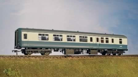 Bachmann: OO Gauge: BR Mk2A BSO Brake Open 2nd Blue/Grey