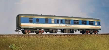 Bachmann: OO Gauge: BR Mk2A BFK Brake Corridor 1st Network Southeast