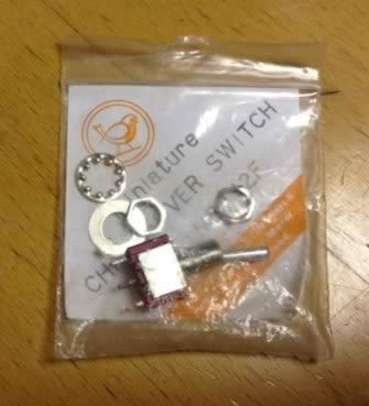 Cockrobin Controls: OO Gauge: Miniature Changeover Switch