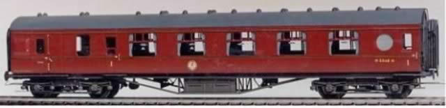 Comet: OO Gauge: LMS Stanier Corridor Brake First-Porthole