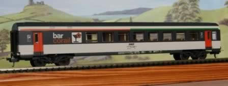 Lima: OO Gauge: SNCF 2nd Class Bar Car - Ref 309340