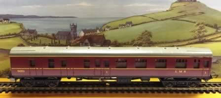 Lima: OO Gauge: LMS Corridor Coach