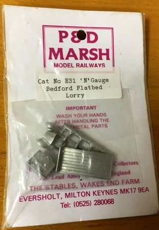 P&D Marsh: N Gauge: Bedford Flatbed Lorry Introduced 1931