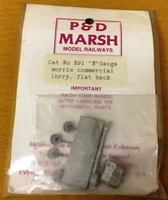 P&D Marsh: N Gauge: Morris 14'6 Flatback Lorry Cab Styling Introduced 1948