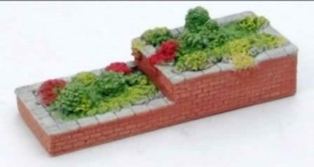 Harburn Hamlett: OO Gauge: Split Level Raised Beds