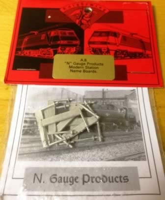 Knightwing: N Gauge: Modern Station Name Boards