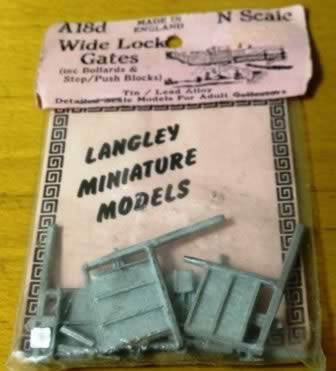 Langley: N Gauge: Wide Lock Gates