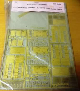 Langley: OO9 Gauge: Glyn Valley Tramway: 2 x Closed 3rd Class Coaches and 1 x Closed 1st Class Coach