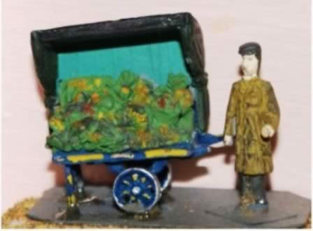 Langley: OO/HO Gauge: Street Trader & Barrow