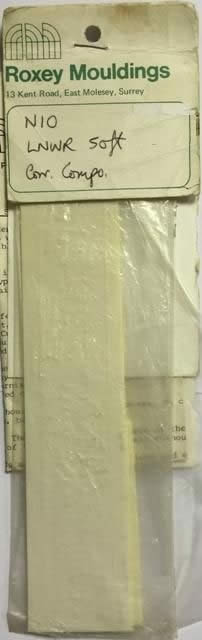 Roxey Mouldings: OO Gauge: LNWR soft Corridor Composite