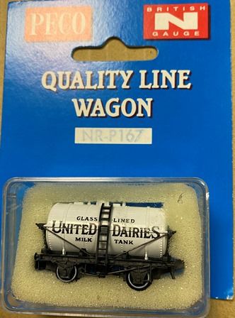 Peco: N Gauge: United Dairies Milk Tank Wagon