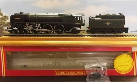 Hornby: OO Gauge: 'Tennyson' Limited Edition 4-6-2 Britannia Class 7P6F, '70032'