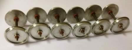Solid Disc Finescale White Metal O Gauge Wheels with Pinpoint Axle