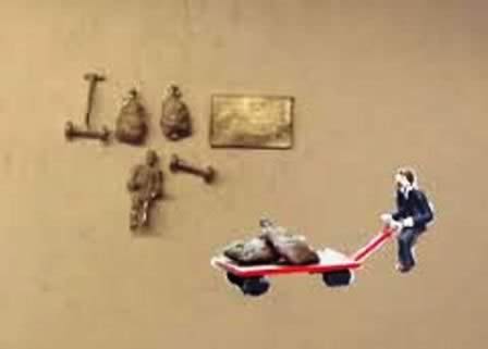 P&D Marsh: OO Gauge: Porter, Trolley & Mailbags