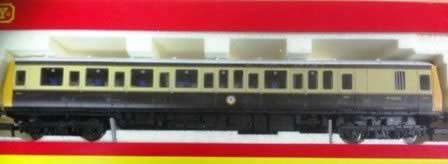Hornby: OO Gauge: Class 121 Driving Motor Brake Coach 'W55020'