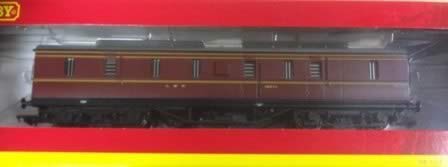 Hornby: OO Gauge: LMS Standard Period 3 Full Brake Coach '30972'