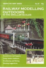 Peco: Booklet: Railway Modelling Outdoors, In The Smaller Scales