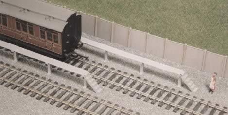Ratio: OO Gauge: Carriage Cleaning Platform