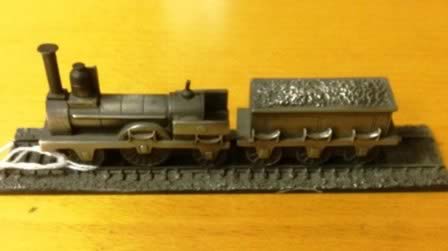 Royal Hampshire: Pewter Ornamental Model: GNR Locomotive 1848 Model