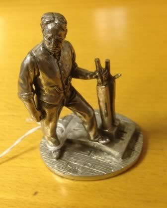 Royal Hampshire: Pewter Ornamental Model: Signal Man Model