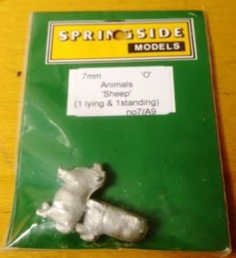 Springside: O Gauge: Sheep (1 Lying Down & 1 Standing)