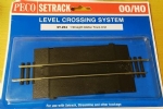 Peco: OO/HO Gauge: 1 Straight Add on Track Unit For Level Crossing