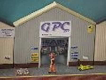 Tencommandments: OO Gauge: Small Modern L/Relief Industrial Building With Open Roller Shutter Door