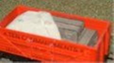 Tencommandments: OO Gauge: Partially Tarpaulined Covered Stack of Smaller Crates (Suitable for Wagons or Cameo Scenes Around Yards or Stations)