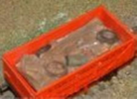 Tencommandments: OO Gauge: Load of Old Wheels, Oil Drums, Boxes and General Junk (Suitable for open wagons)