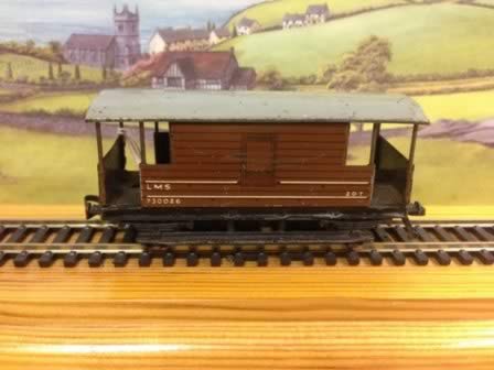 Hornby: Dublo OO Gauge: LMS Goods Brake Van '730026'