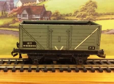 Hornby: Dublo OO Gauge: 12T Goods Wagon 'M608344' (Tinplate)