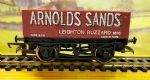 Hornby: OO Gauge: 10T 5 Plank PO 'Arnold Sands' Wagon With Load