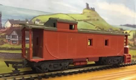 Tri-ang: OO Gauge: R115 Wagon