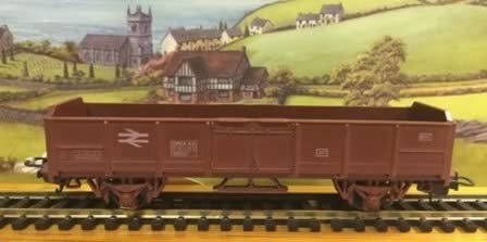 Lima: OO Gauge: Continental LWB Mineral/Wagon BR '100027'