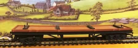 Tri-ang: OO Gauge: Bogie Flat Wagon